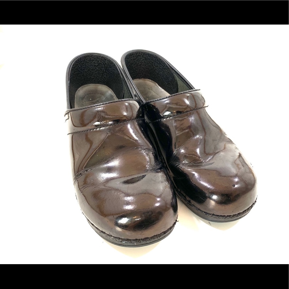 Dansko patent leather shoes